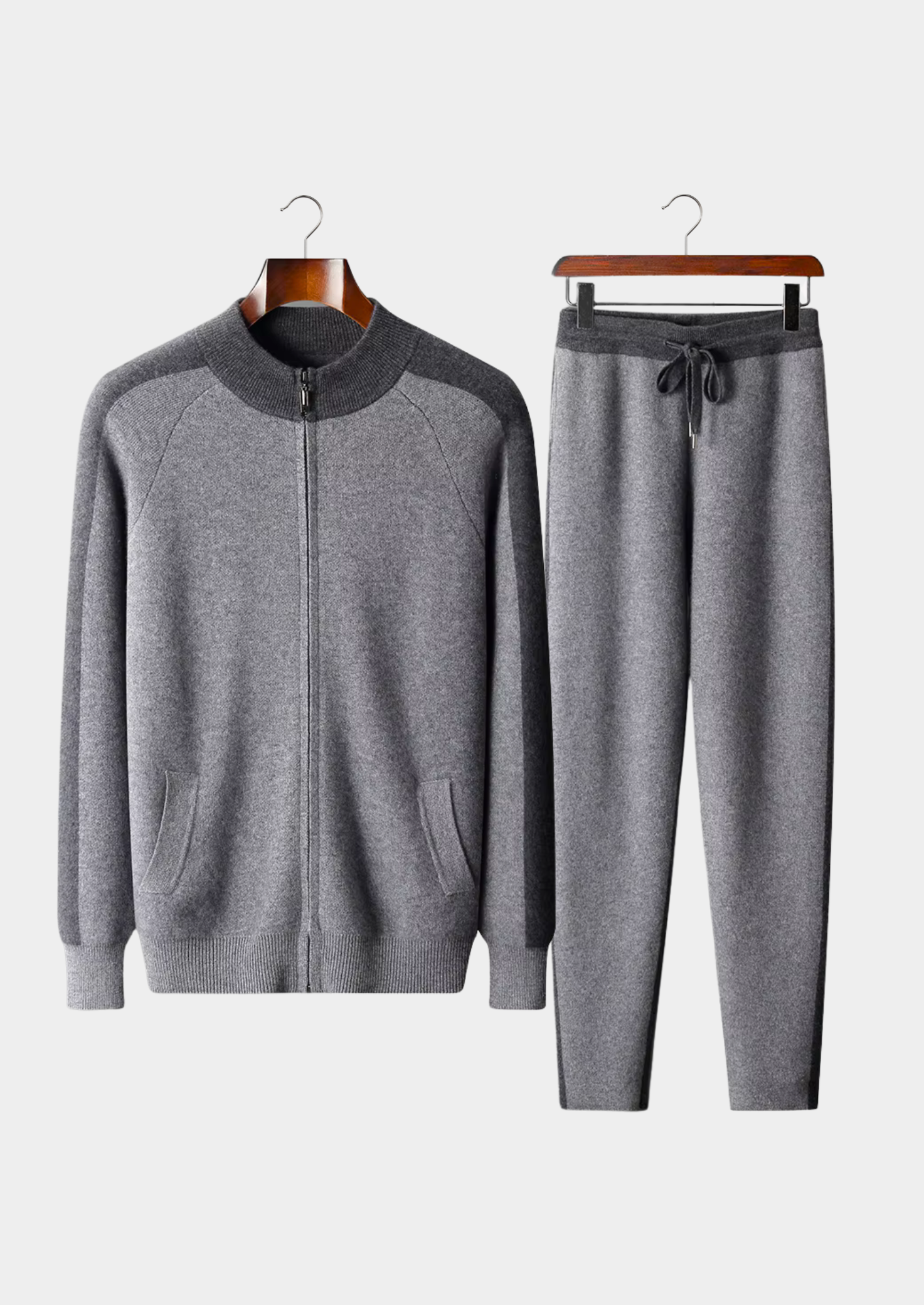 Ensemble ATALEYA Torino en cachemire gris foncé, pull et pantalon