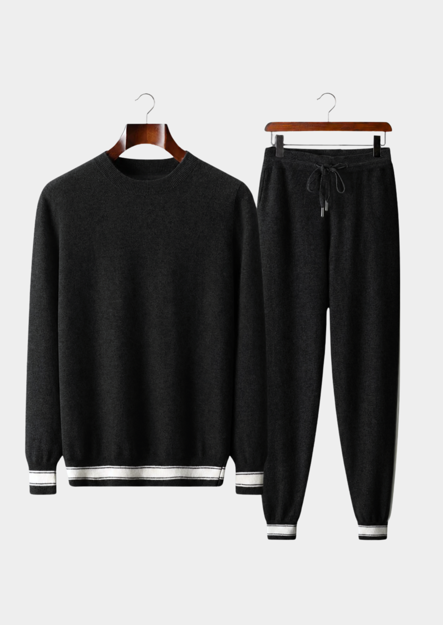 Ensemble ATALEYA Vienna en cachemire noir, pull et pantalon