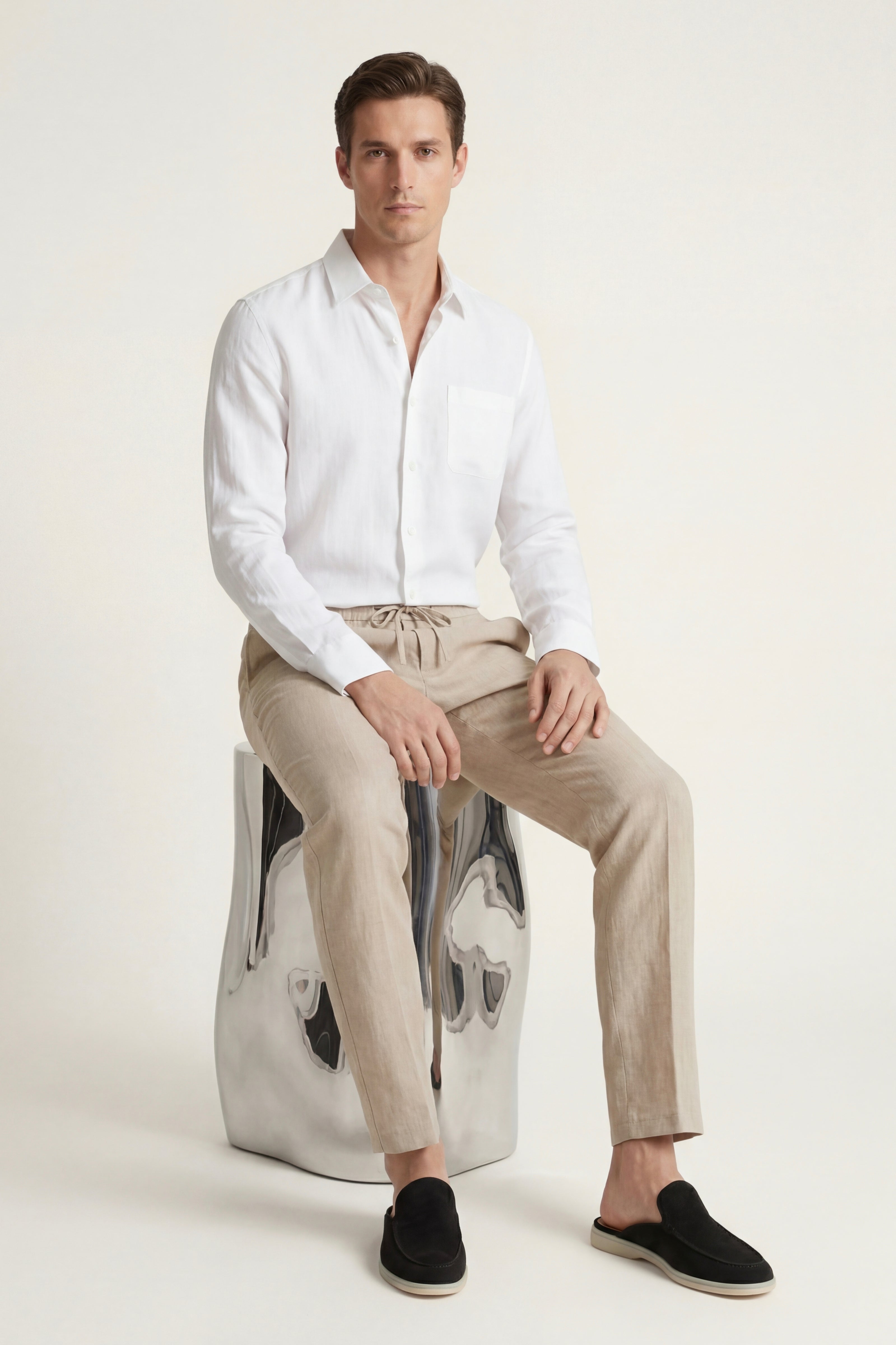 Ensemble ATALEYA Pisa en lin blanc et beige, détail du col